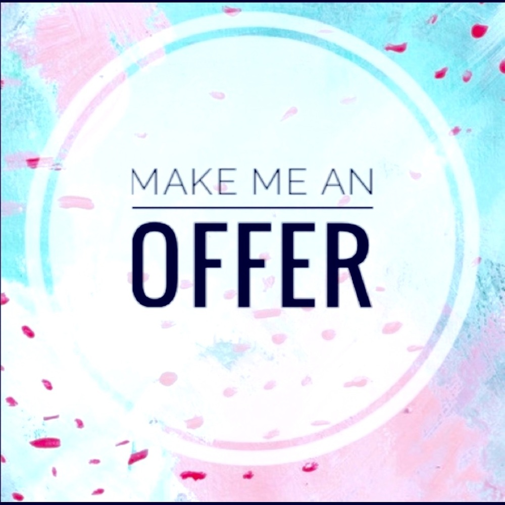 Come check out my closet!🙃😜😜